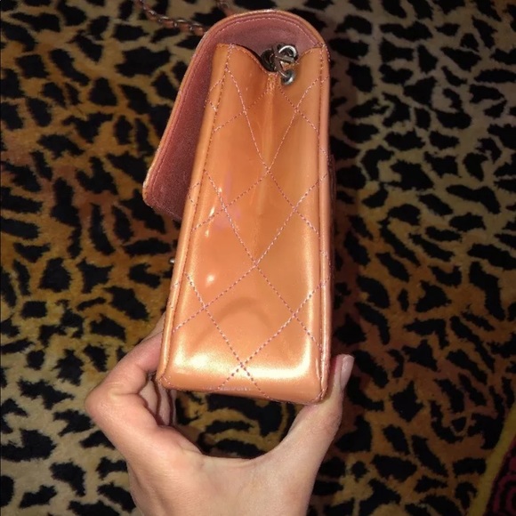 🔥SOLD🔥Chanel patent leather peach medium classic - Picture 7 of 8